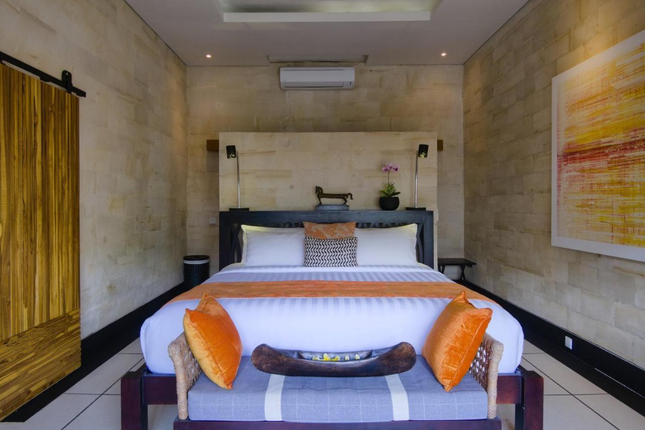 Amanputri Villa Seminyak Zewnętrze zdjęcie