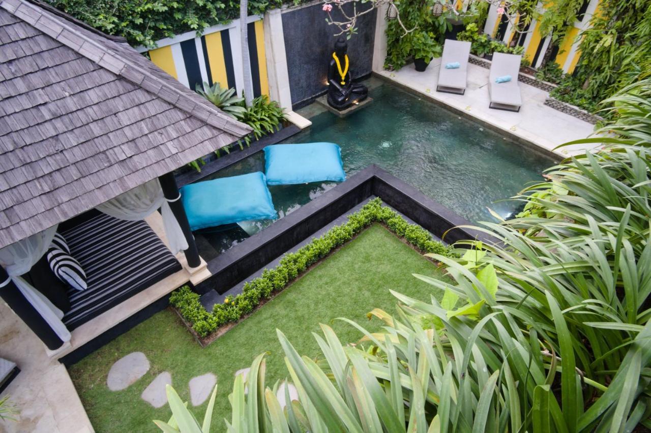 Amanputri Villa Seminyak Zewnętrze zdjęcie