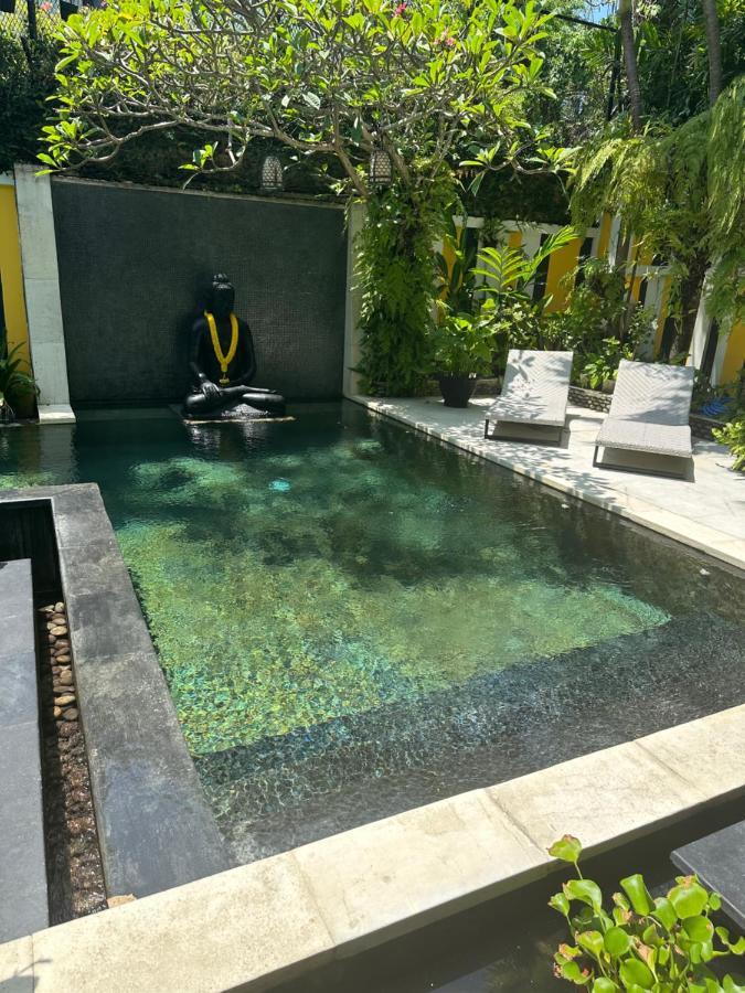 Amanputri Villa Seminyak Zewnętrze zdjęcie