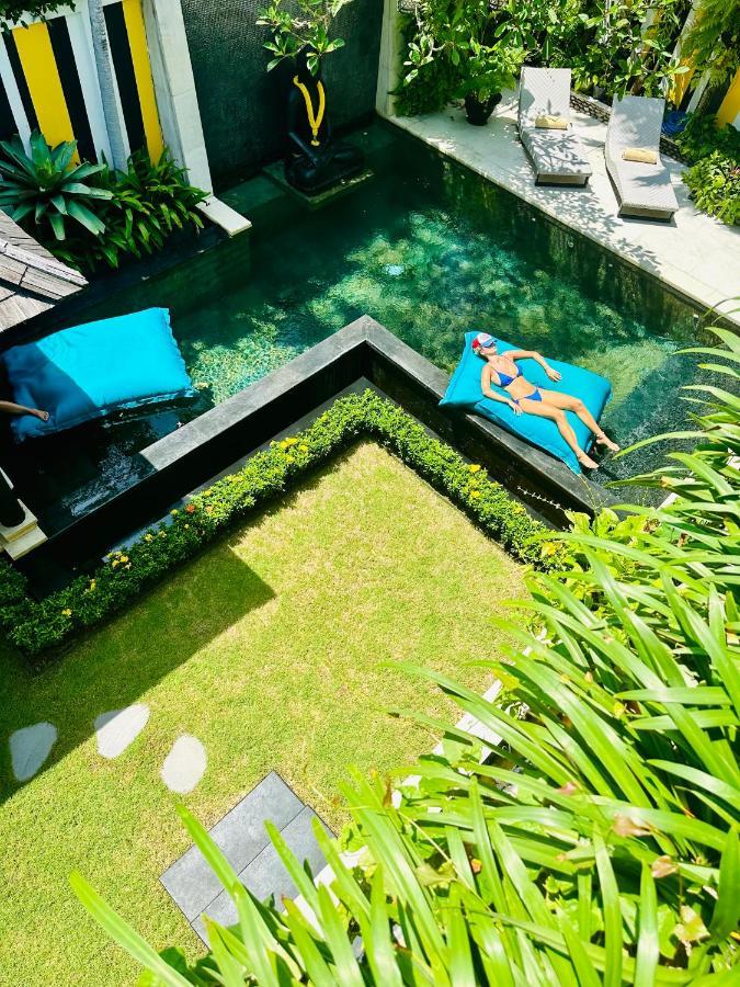 Amanputri Villa Seminyak Zewnętrze zdjęcie