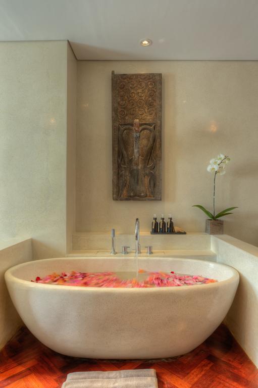Amanputri Villa Seminyak Zewnętrze zdjęcie